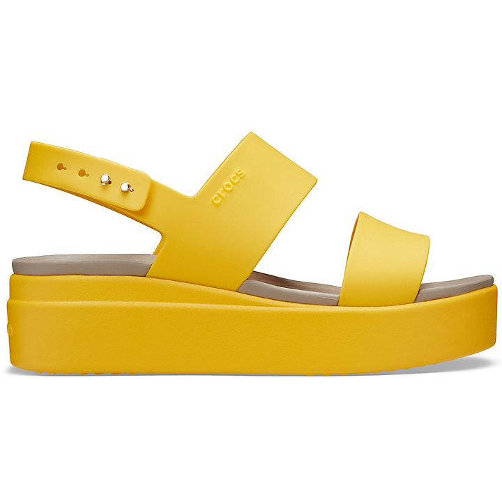 Compensées Crocs Brooklyn Low Wedge Jaune Femme | OHO-8302704