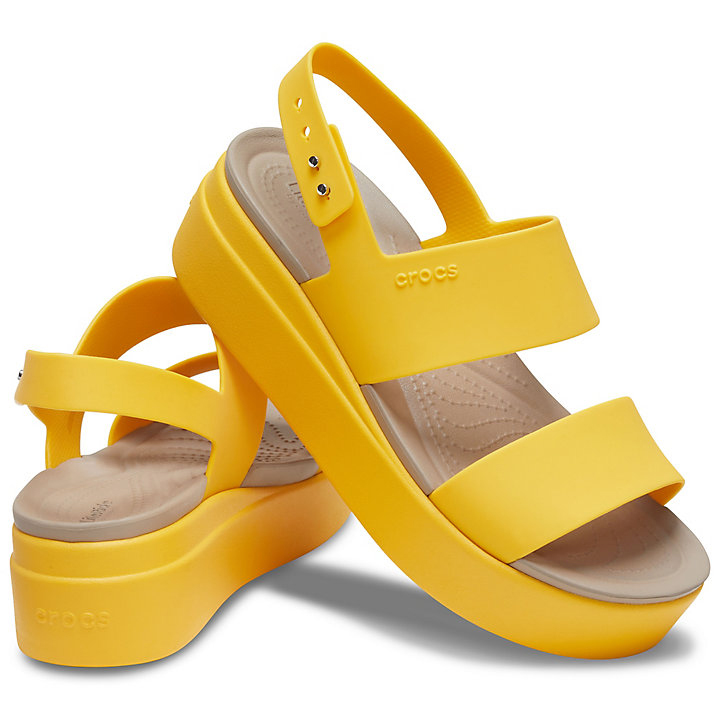 Compensées Crocs Brooklyn Low Wedge Jaune Femme | OHO-8302704